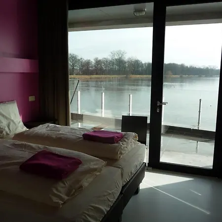 Vakantiewoning Het Vijverhuis Holiday home Zillebeke